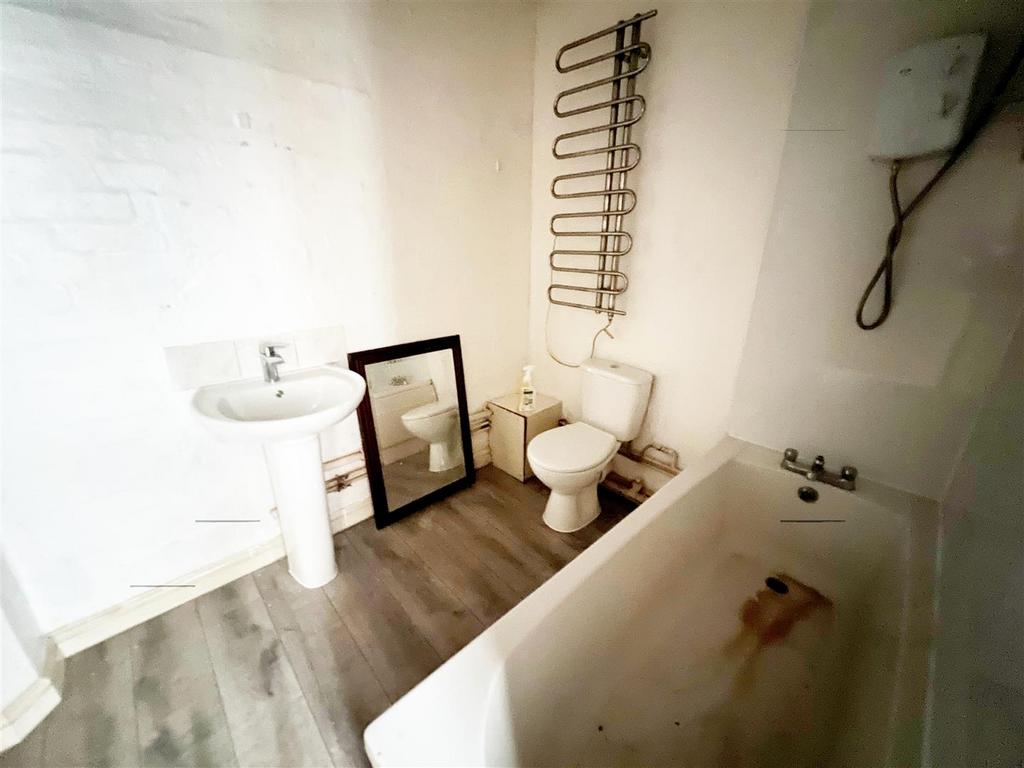 Bath.jpg