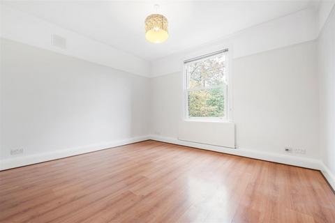 2 bedroom flat for sale, Albemarle Road, Beckenham, BR3