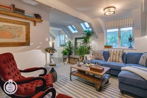 1 bedroom flat for sale, Somerset Court, Fore Street, Fowey, Cornwall, PL23