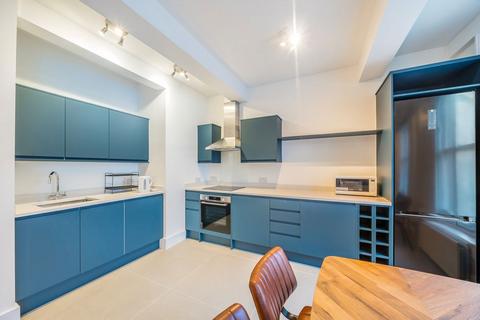 2 bedroom flat to rent, Commercial Street, London E1