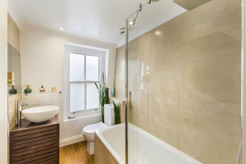 1 bedroom flat for sale, Voltaire Road, London SW4