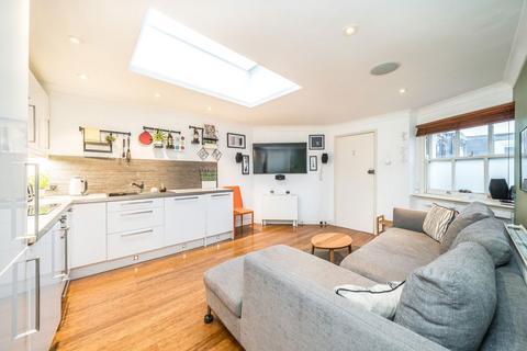 1 bedroom flat for sale, Voltaire Road, London SW4