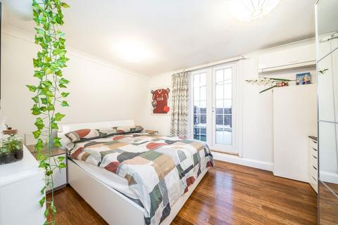 1 bedroom flat for sale, Voltaire Road, London SW4