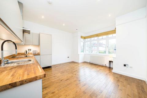 2 bedroom flat for sale, Underhill Road, London SE22
