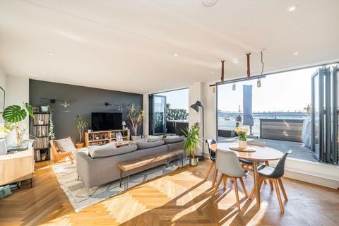 2 bedroom flat for sale - Atalanta Street, London SW6