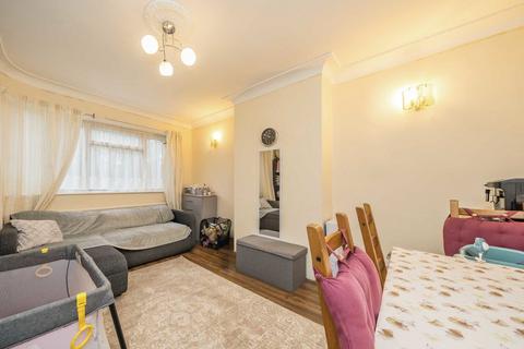 undefined, Otterburn Gardens, Isleworth TW7