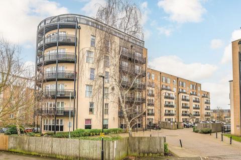 1 bedroom flat to rent, Lanadron Close, Isleworth TW7