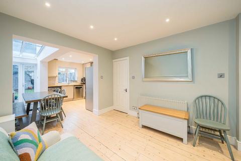 4 bedroom house for sale, York Road, Teddington TW11