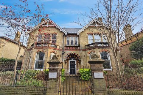 2 bedroom flat to rent, 13 The Avenue, Southampton SO17
