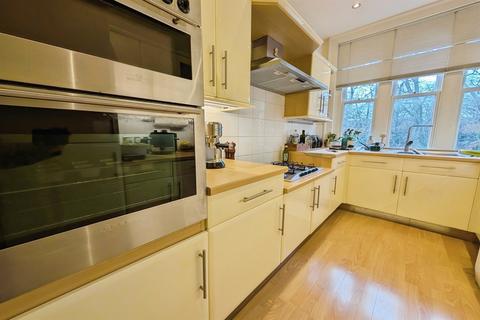 2 bedroom flat to rent, 13 The Avenue, Southampton SO17