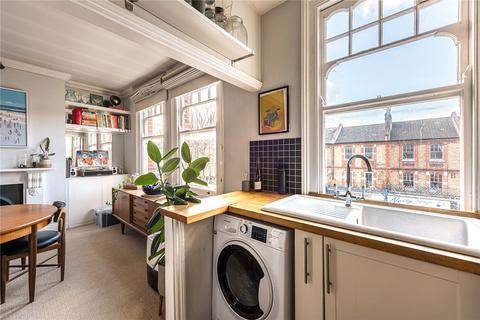 2 bedroom apartment for sale, Queenstown Road, London, SW8