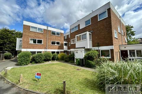 undefined, East Street, Epsom KT17