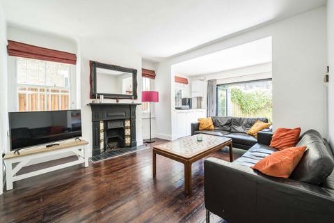2 bedroom flat for sale, Sternhold Avenue, London SW2