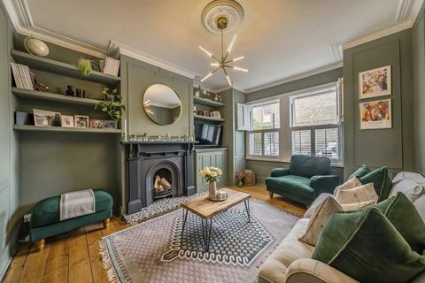 1 bedroom flat for sale, Cargill Road, London SW18