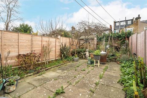 3 bedroom terraced house for sale, Arabin Road, London SE4