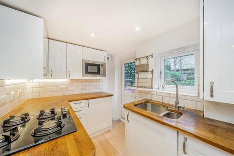 2 bedroom flat for sale, Harefield Road, London SE4