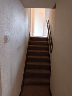 1 bedroom flat to rent, Queen Street, Pembroke Dock