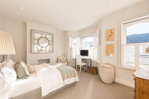 4 bedroom terraced house for sale, Patience Road, London, SW11