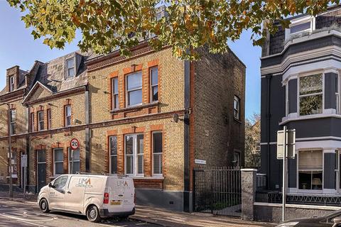 2 bedroom apartment for sale, Parsons Mews, London, SW18