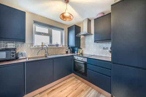 2 bedroom flat for sale, St. Asaph Road, London SE4