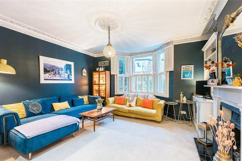4 bedroom terraced house for sale, Honeybrook Road, London, SW12