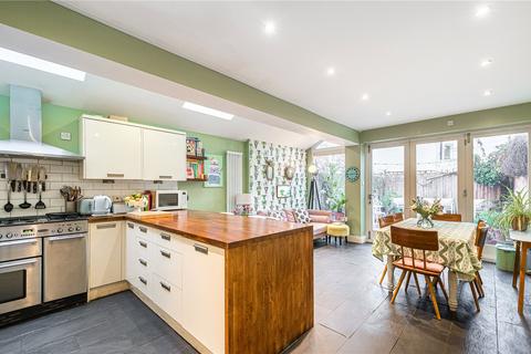 4 bedroom terraced house for sale, Honeybrook Road, London, SW12