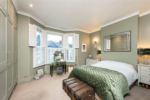 4 bedroom terraced house for sale, Honeybrook Road, London, SW12