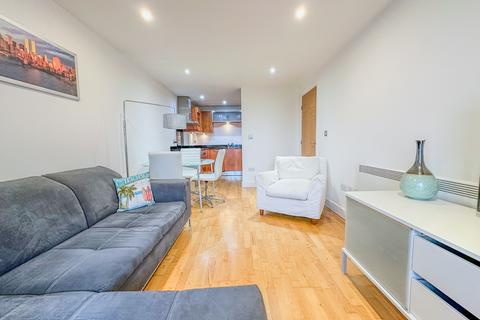 2 bedroom apartment to rent - Magellan House, Armouries Way, Leeds, LS10 1JE