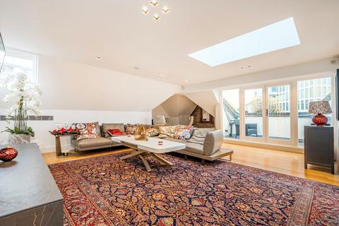3 bedroom flat to rent, Melbury Road, London W14