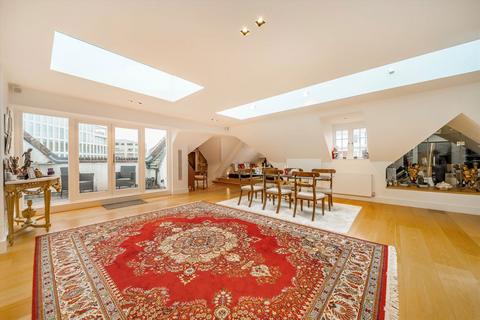3 bedroom flat to rent, Melbury Road, London W14