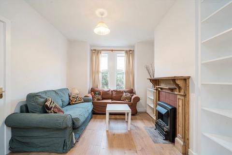 3 bedroom house to rent, Braemar Road, Brentford TW8