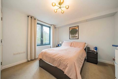 1 bedroom flat for sale, Biggerstaff Street, London N4