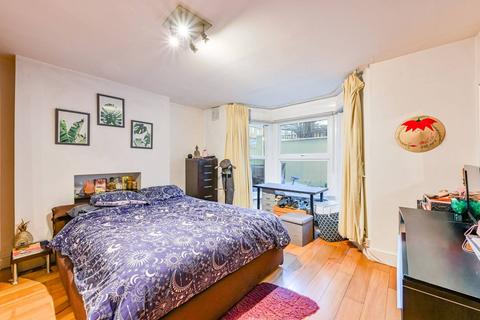 2 bedroom flat for sale, Fernhead Road, Maida Vale, London, W9