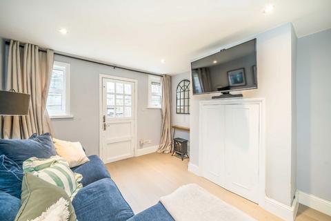2 bedroom flat for sale, Ballater Road, London SW2