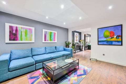 4 bedroom house for sale, Gables Close, Camberwell, London, SE5