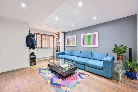 Gables Close, Camberwell, London, SE5