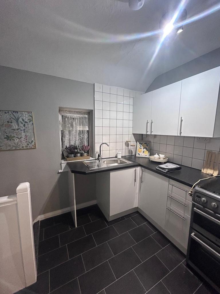 Apartment in London - View 2