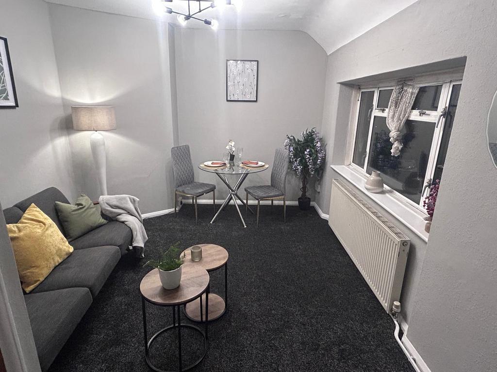 Apartment in London - View 3