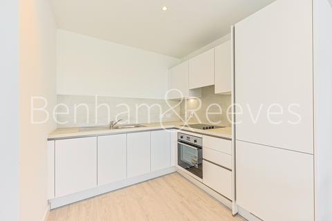 1 bedroom apartment to rent, Cranton Avenue, Hayes UB3