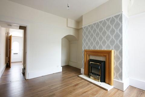 2 bedroom terraced house to rent, Albany Terrace, Runcorn, WA7