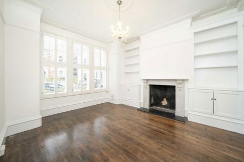5 bedroom house to rent, Hambalt Road, London SW4