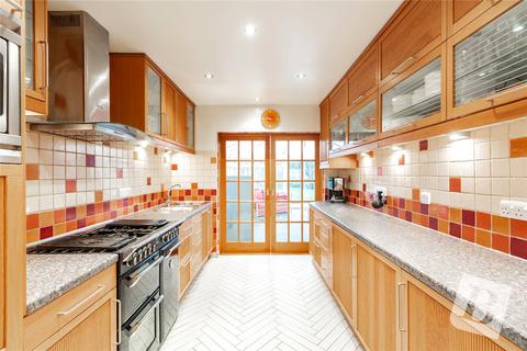 4 bedroom detached house for sale, Applegate, Brentwood, Essex, CM14