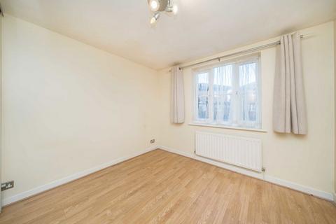 2 bedroom flat for sale, Kingsworthy Close, Kingston Upon Thames KT1