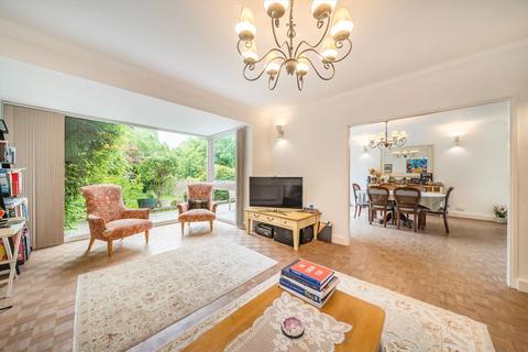 5 bedroom house to rent, Broadlands Close, London N6