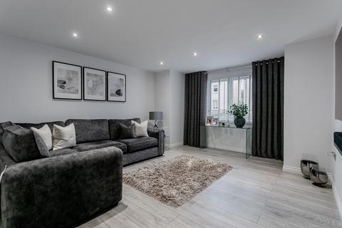 2 bedroom ground floor flat for sale, Wester Kippielaw Drive, Dalkeith, EH22