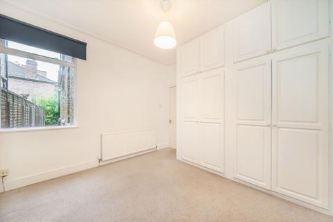 2 bedroom flat to rent, Moor Mead Road, Twickenham TW1