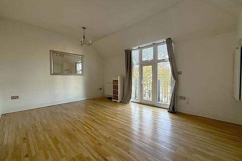 1 bedroom flat to rent, Kew Road, Richmond TW9
