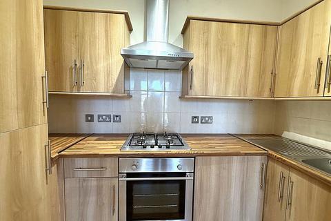 1 bedroom flat to rent, Kew Road, Richmond TW9