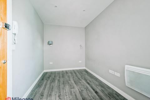 undefined, Hamlet Court Road, Westcliff-On-Sea SS0