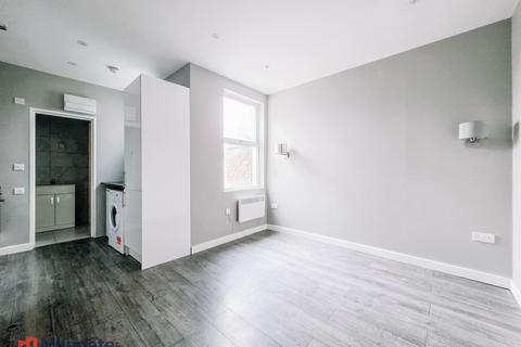 undefined, Hamlet Court Road, Westcliff-On-Sea SS0